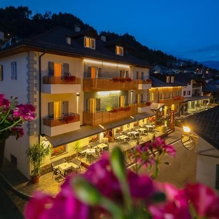 Hotel Italia Castello-Molina di Fiemme Esterno foto