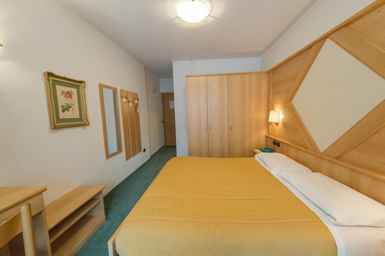 Hotel Italia Castello-Molina di Fiemme Esterno foto